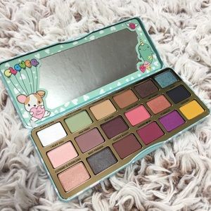 Too Faced Clover eyeshadow palette